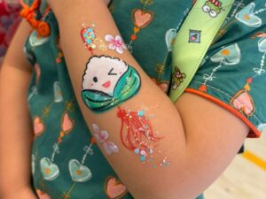幼稚園攤位中式彩繪